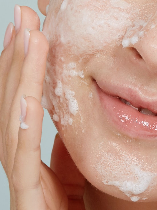 Things You Shouldn’t Use After a Fraxel laser: Exfoliants